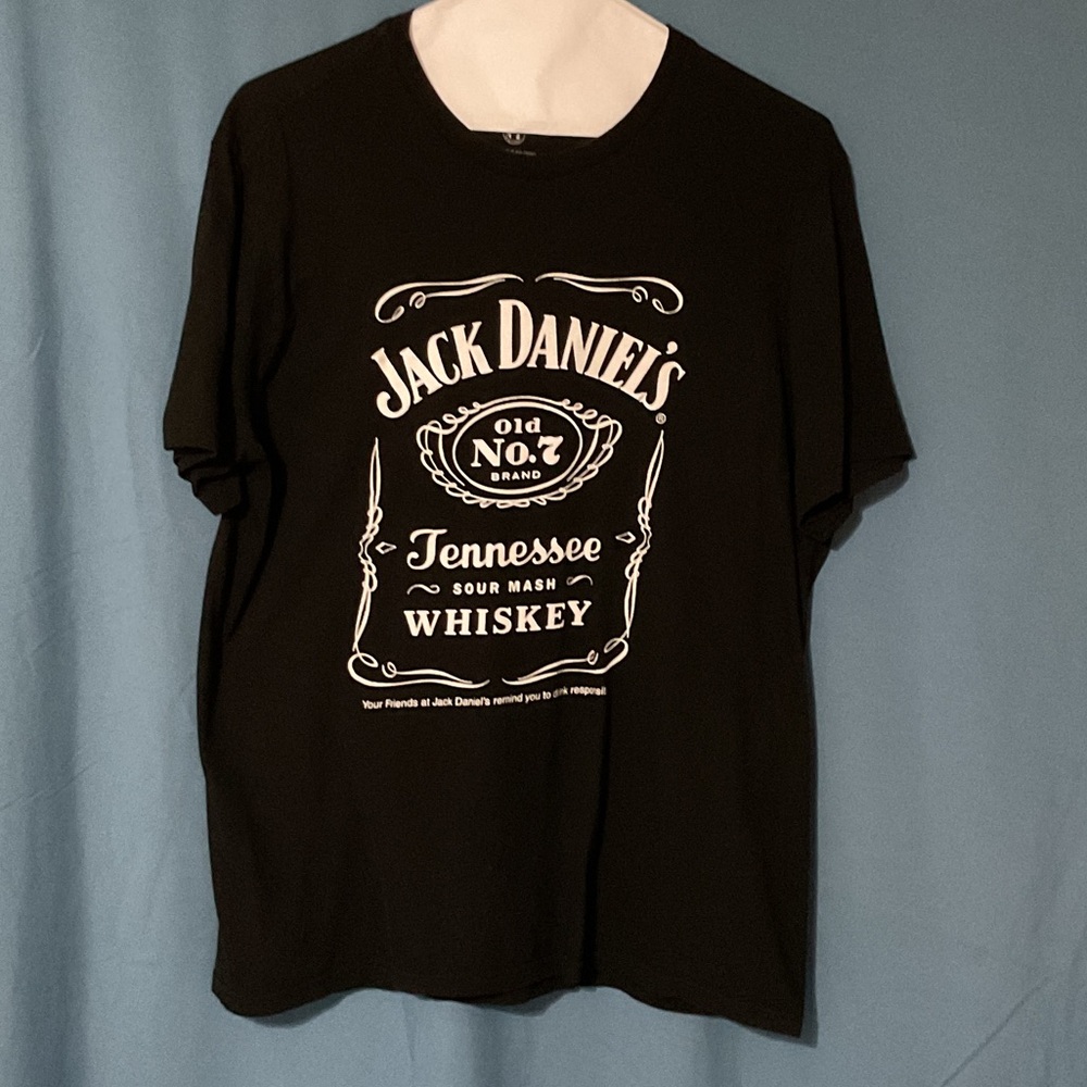 Jack Daniels Black and White Graphic Tee size XL